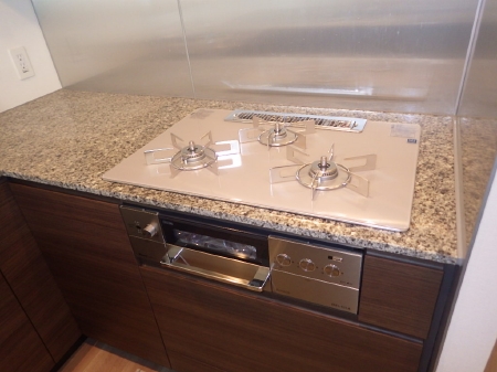 三鷹市　O様邸　内装リフォーム、ビルトインコンロ交換リフォーム事例